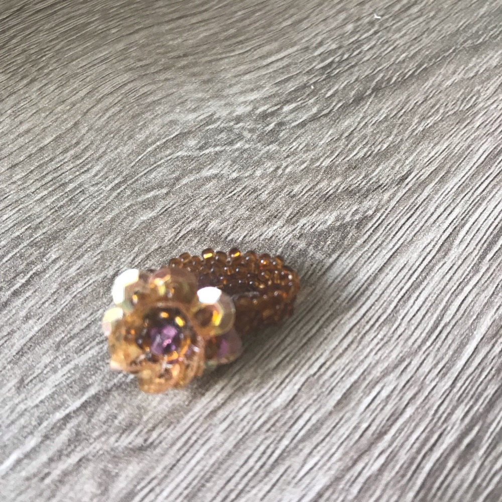 Brown Beaded Flower Ring 🍁